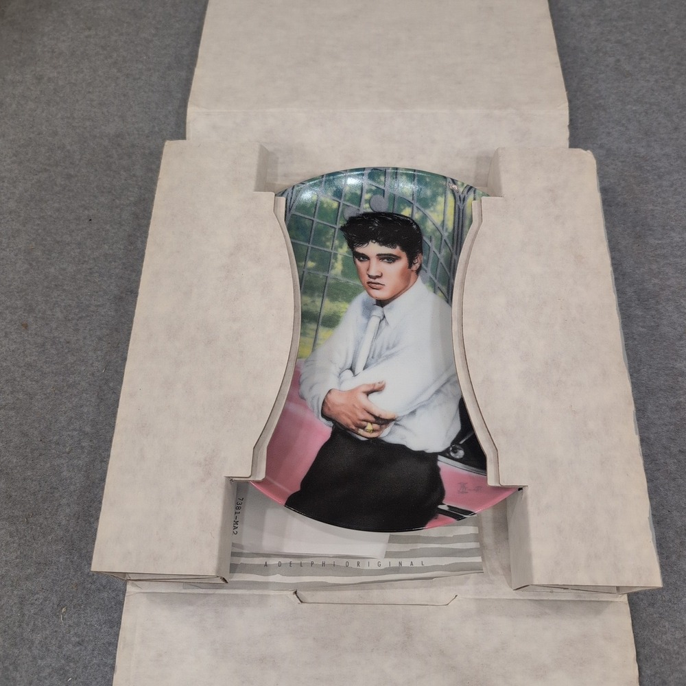 Elvis Presley Gates of Graceland Delphi Collector Plate 1988 Bruce Emmett - Picture 5 of 6